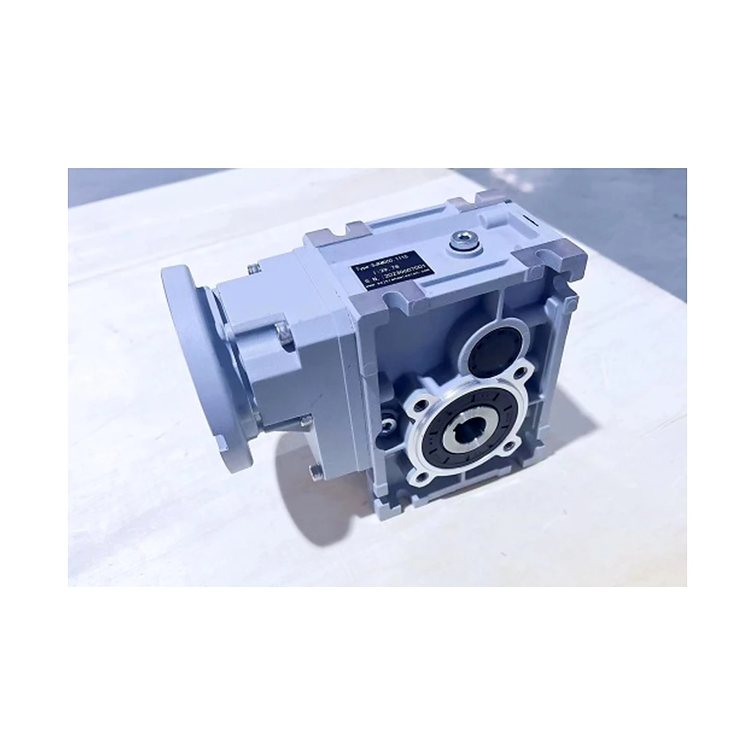 Complementary documented worm drive or mating wheel reference for nmrv and nrv worm reducer shaft replacement: fit checks